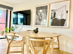 Ulysses - Heated pool walk to town & beach, Byron Bay